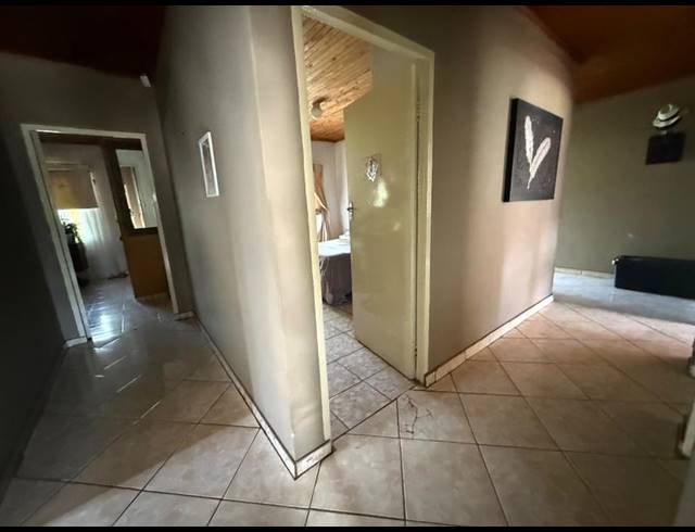 4 BEDROOM HOUSE FOR SALE IN VANDERBIJLPARK SE 1